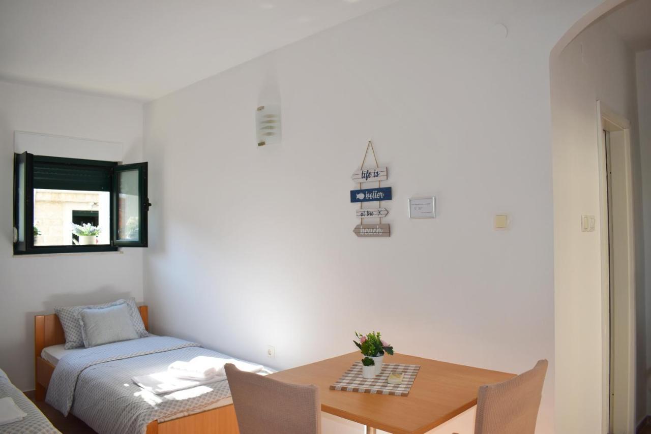 Twin Love Apartment Split Luaran gambar
