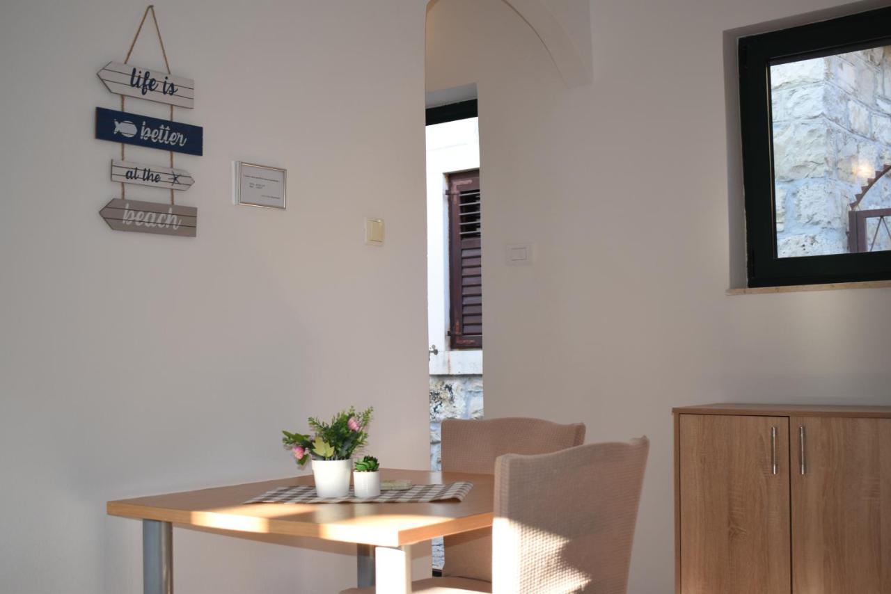 Twin Love Apartment Split Luaran gambar