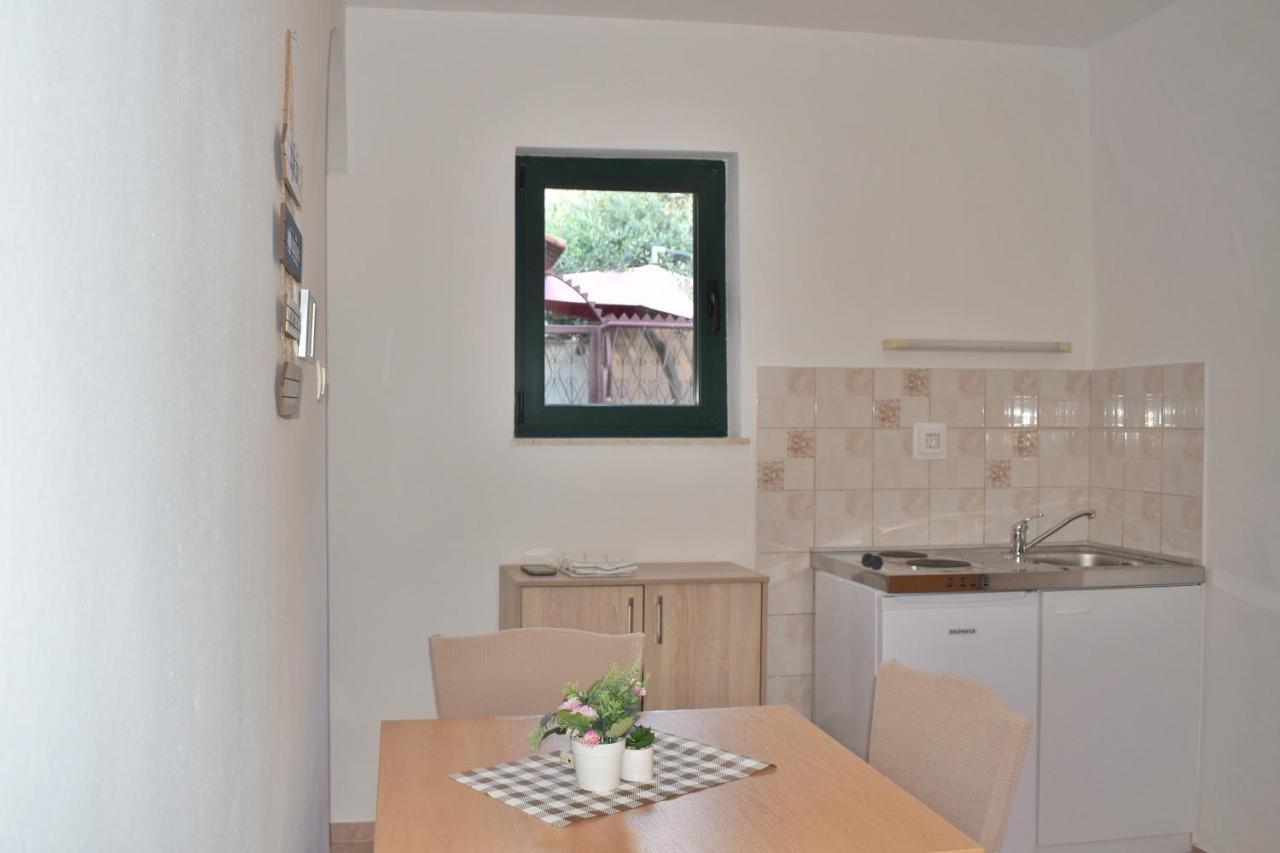 Twin Love Apartment Split Luaran gambar