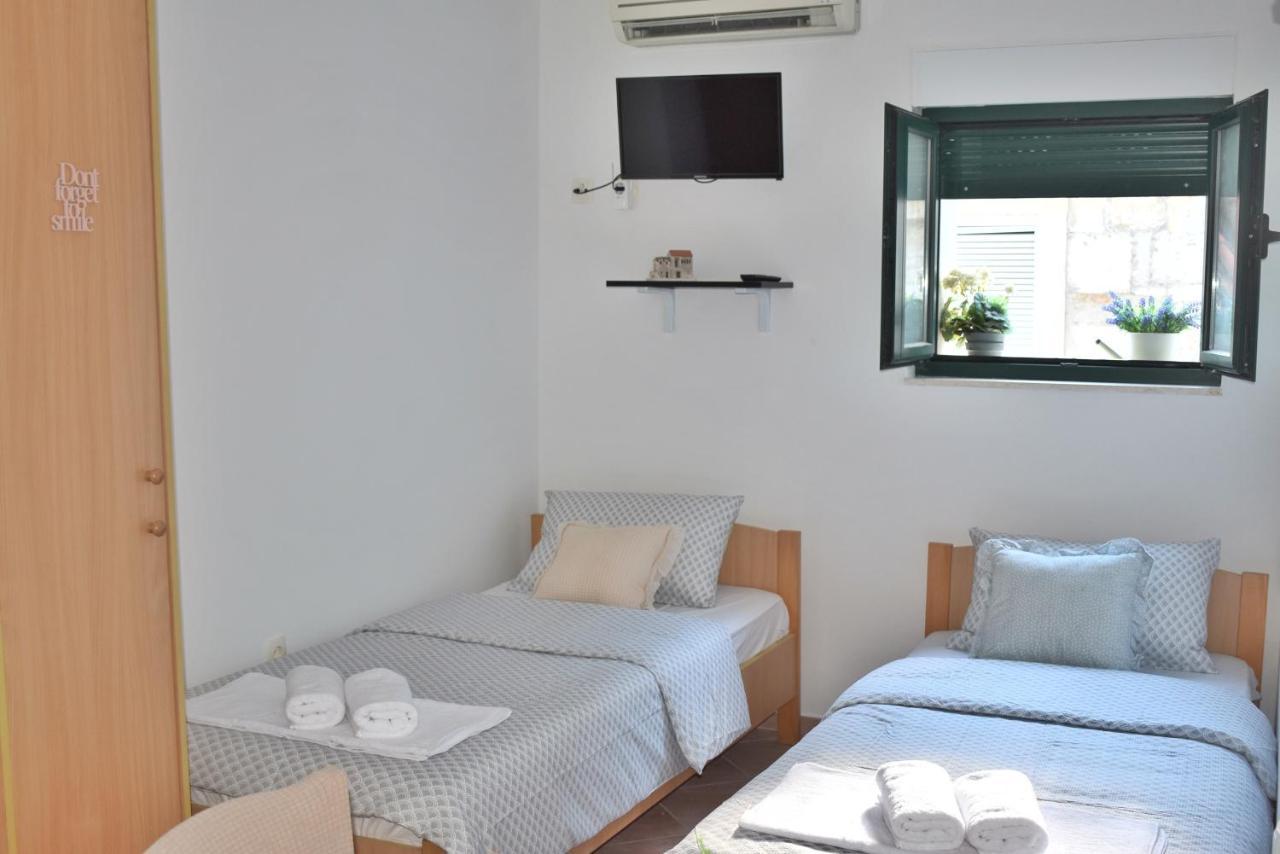 Twin Love Apartment Split Luaran gambar