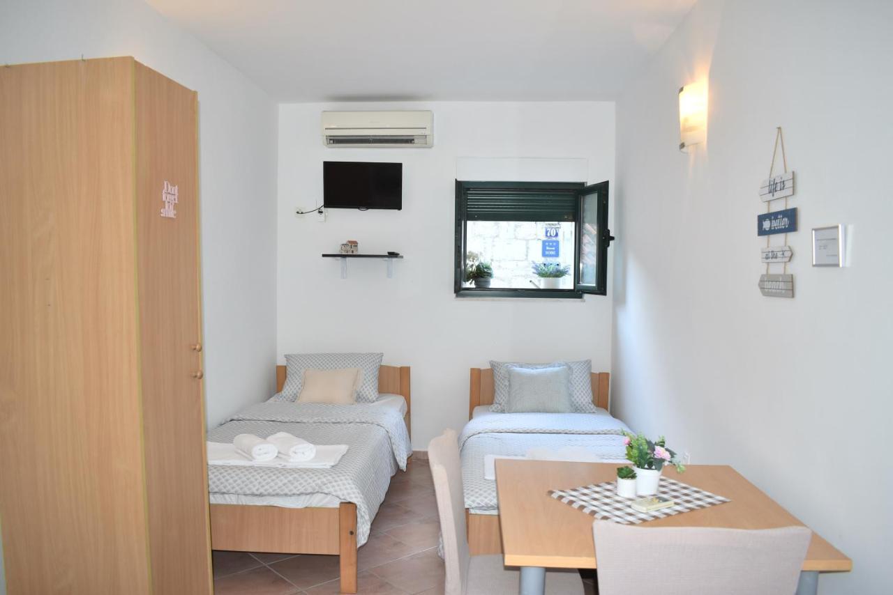 Twin Love Apartment Split Luaran gambar