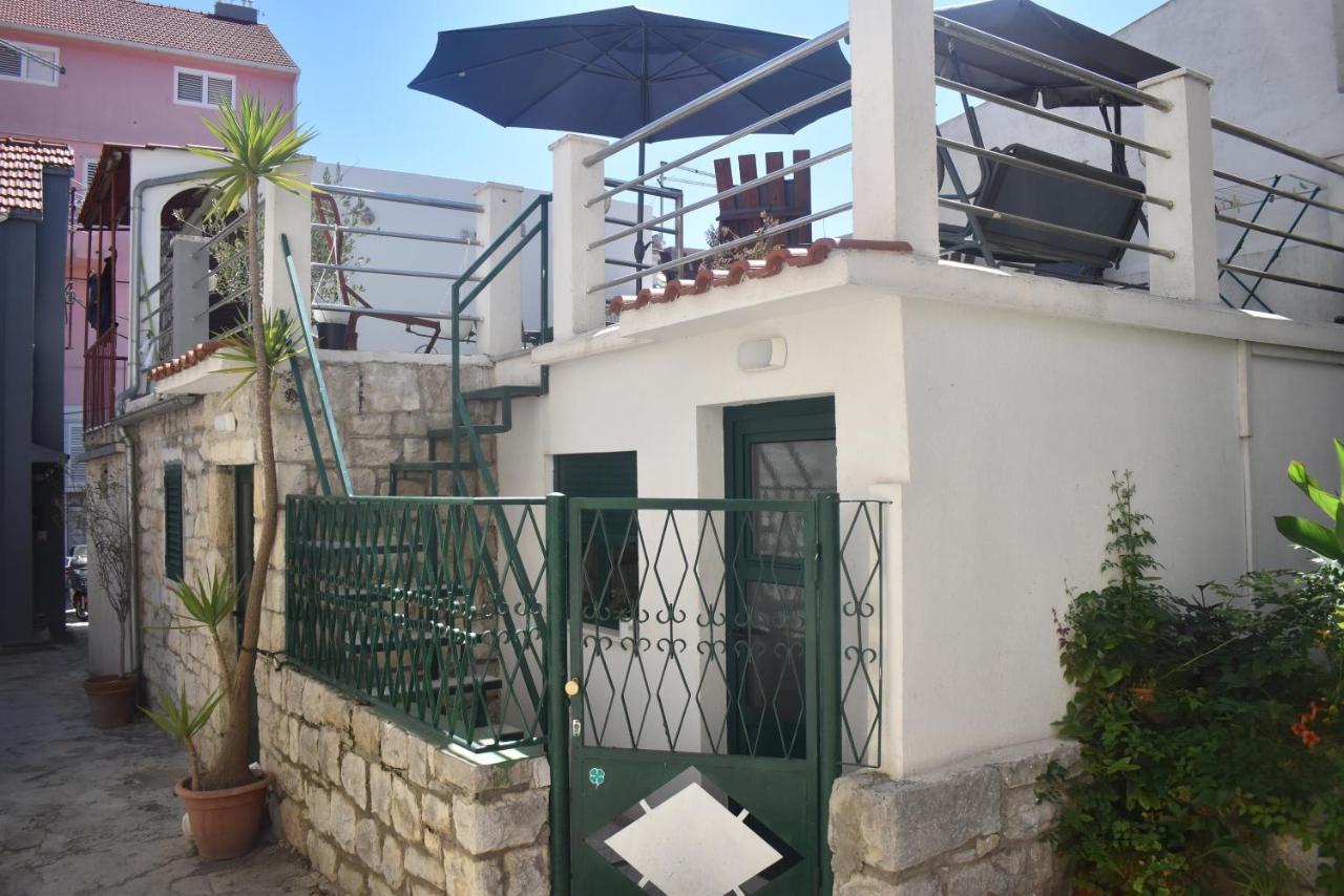 Twin Love Apartment Split Luaran gambar